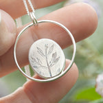 Afbeelding in Gallery-weergave laden, OOAK Mae pendant in silver #4 • lapis lazuli  (Ready to ship)
