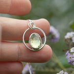Afbeelding in Gallery-weergave laden, OOAK Mae pendant in silver #5 • lemon quartz  (Ready to ship)
