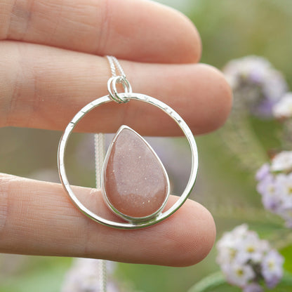 Colgante Mae de plata pieza única #26 • Piedra de luna rosa (Listo para enviar)