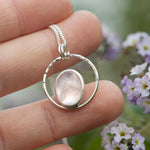 Afbeelding in Gallery-weergave laden, OOAK Mae pendant in silver #22 • Rose Quartz (Ready to ship)

