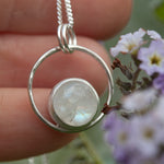 Afbeelding in Gallery-weergave laden, OOAK Mae pendant in silver #20 • White Labradorite ~ Rainbow Moonstone  (Ready to ship)
