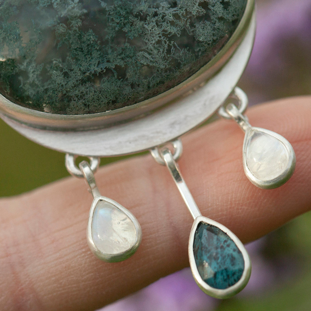 OOAK Aurae pendant #10 • Moss agate, Kyanite & White Labradorite (ready to ship)