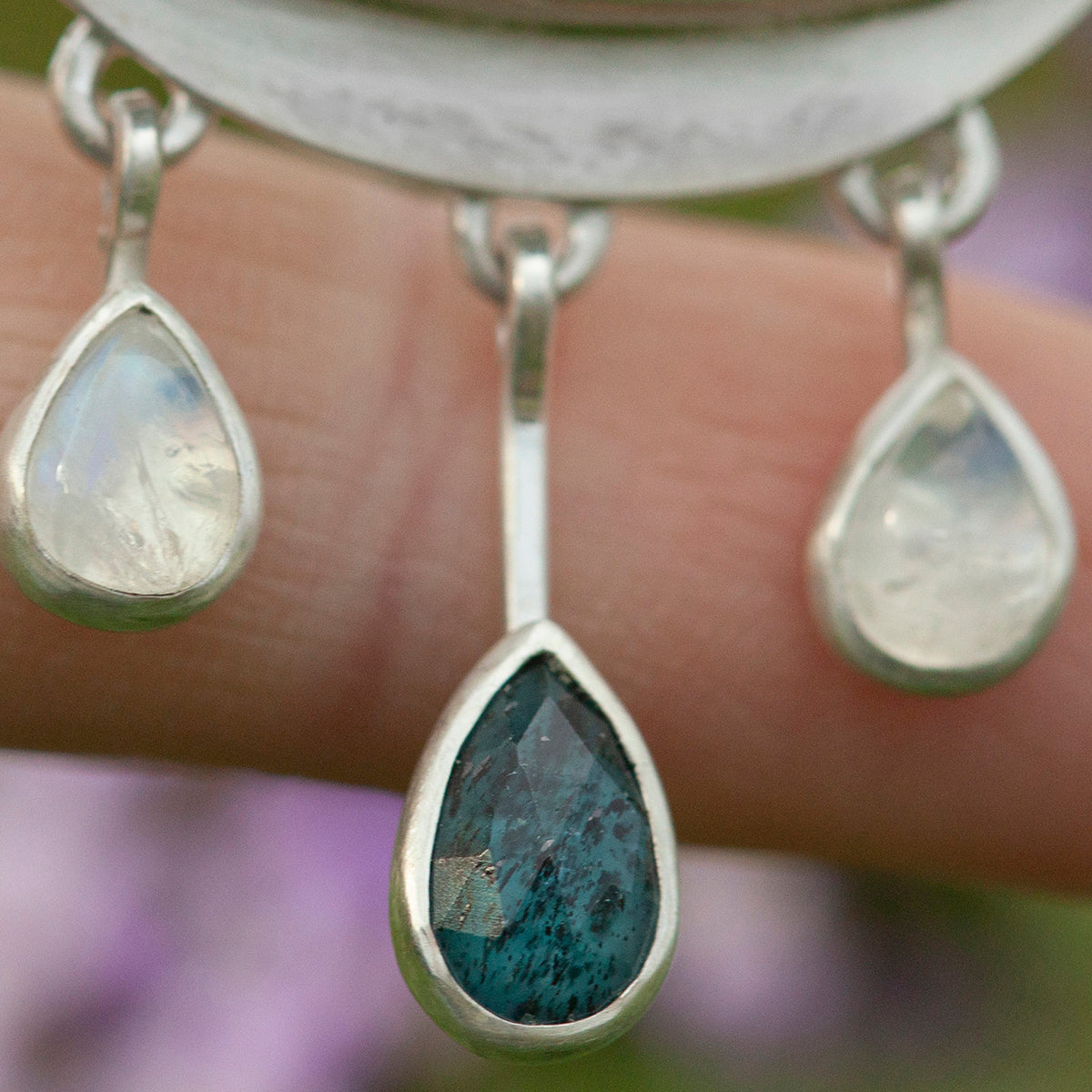 OOAK Aurae pendant #10 • Moss agate, Kyanite & White Labradorite (ready to ship)