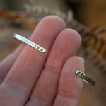 Charger l&#39;image dans la galerie, OOAK Ethnic bracelet in silver #35 • size 5,5cm (ready-to-ship)
