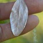 Afbeelding in Gallery-weergave laden, OOAK Phillyrea latifolia Leaf pendant in silver #11 (ready to ship)
