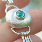 Cargar imagen en el visor de la galería, OOAK • Silver Pebble pendant with Kyanite #7 (ready to ship)
