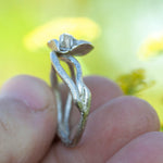 Load image into Gallery viewer, OOAK Nalae, organic ring in silver #1 • size 62,5 (ready-to-ship)
