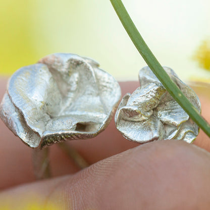 OOAK Nalae, organic ring in silver #16 • Adjustable ~ size 54 (ready-to-ship)