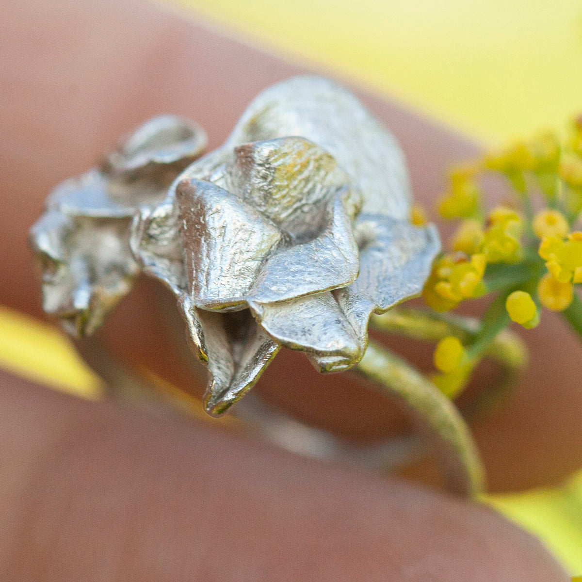 OOAK Nalae, organic ring in silver #18 • Adjustable size 56,5 (ready-to-ship)