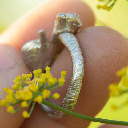 Unikat Nalae, organischer Ring aus Silber #22 • Größe 51,5 (versandbereit)