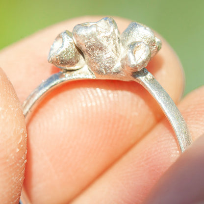 Pièce unique Nalae, bague organique en argent #7 • taille 54,5 (prêt à expédier)