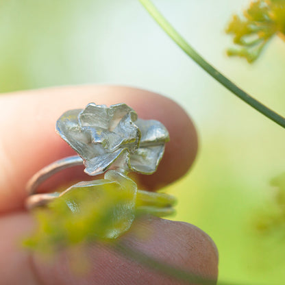 Pieza única Nalae, anillo orgánico de plata #9 • talla 56,75 (listo para enviar)