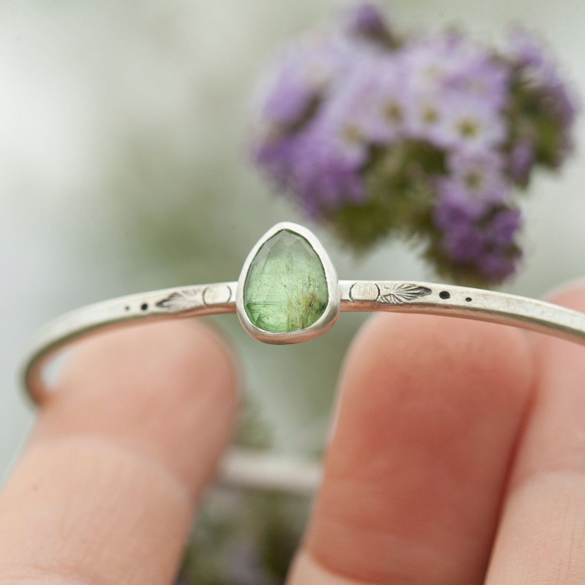 Elva Armband Unikat #12 • Kyanit & Ethno-Muster (versandbereit)