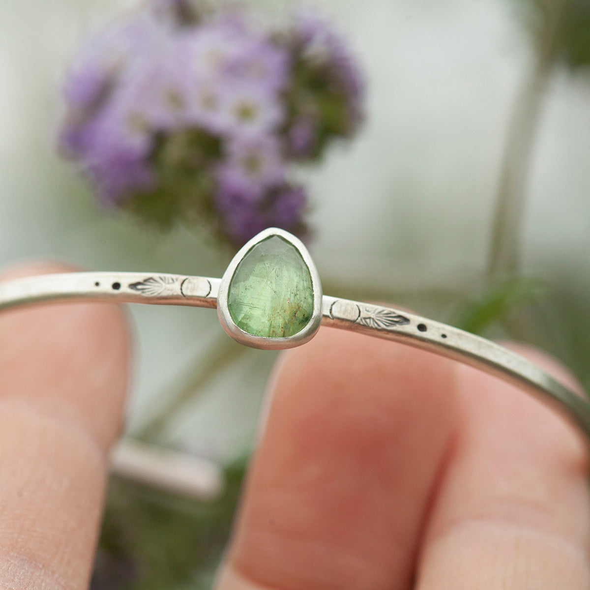 Elva Armband Unikat #12 • Kyanit & Ethno-Muster (versandbereit)