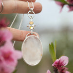 Cargar imagen en el visor de la galería, OOAK Aurae pendant #16 • White agate, Opals &amp; Kyanite ~ REVERSIBLE ! (ready to ship)
