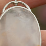 Cargar imagen en el visor de la galería, OOAK Aurae pendant #16 • White agate, Opals &amp; Kyanite ~ REVERSIBLE ! (ready to ship)
