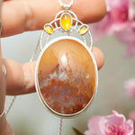 Cargar imagen en el visor de la galería, OOAK Aurae pendant #17 • Agate &amp; Opal (ready to ship)

