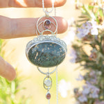 Cargar imagen en el visor de la galería, OOAK Aurae pendant #15 • Moss agate, Tourmaline &amp; White Labradorite (ready to ship)
