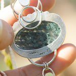 Cargar imagen en el visor de la galería, OOAK Aurae pendant #15 • Moss agate, Tourmaline &amp; White Labradorite (ready to ship)
