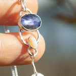 Charger l'image dans la galerie, OOAK Leaf pendant in silver #11 • Iolite &amp; Opal (ready to ship)
