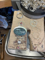 Cargar imagen en el visor de la galería, OOAK Aurae pendant #15 • Moss agate, Tourmaline &amp; White Labradorite (ready to ship)
