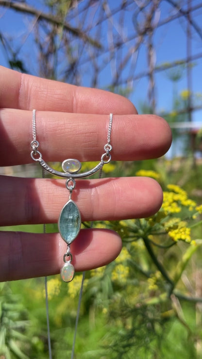 Uniek exemplaar Oona zilveren ketting #5 • Kyaniet & opalen (klaar voor verzending)