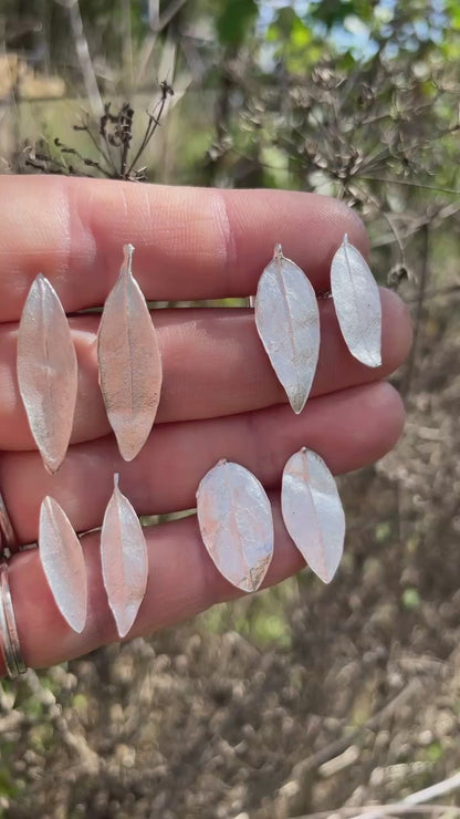 Pièce unique Boucles d'oreilles feuille en argent #4 (prêt à expédier)