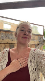 Charger et lire la vidéo dans la visionneuse de la Galerie, OOAK Mae pendant in silver #36 • rough Labradorite (Ready to ship)
