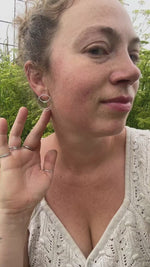 Charger et lire la vidéo dans la visionneuse de la Galerie, OOAK Selva earrings in silver #3  (ready to ship)
