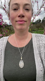 Cargar y reproducir el video en el visor de la galería, OOAK Aurae pendant #16 • White agate, Opals &amp; Kyanite ~ REVERSIBLE ! (ready to ship)

