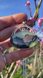 Cargar y reproducir el video en el visor de la galería, OOAK Aurae pendant #19 • Green Opal &amp; Tourmaline (ready to ship)
