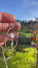 Charger et lire la vidéo dans la visionneuse de la Galerie, OOAK Leaf pendant in silver #7 • White Labradorite ~ Rainbow Moonstone (ready to ship)
