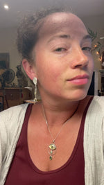 Video laden en afspelen in Gallery-weergave, OOAK Selaya silver earrings #3 • leaf, Lemon quartz &amp; Opal  (ready to ship)
