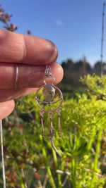 Cargar y reproducir el video en el visor de la galería, OOAK Leaf pendant in silver #12 • Prehnite (ready to ship)
