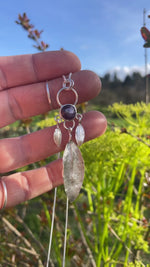 Cargar y reproducir el video en el visor de la galería, OOAK Leaf pendant in silver #10 • Star Ruby (ready to ship)
