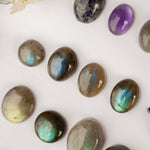 Cargar imagen en el visor de la galería, Choose Your Stone : Sena ring   (made to order)

