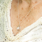 Afbeelding in Gallery-weergave laden, OOAK moon halo &amp; tourmaline pendant in silver   (ready to ship)
