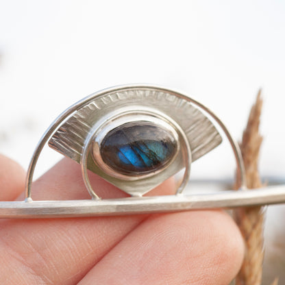 Bracelet manchette en argent pièce unique avec labradorite (prêt à expédier)
