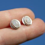 Lade das Bild in den Galerie-Viewer, OOAK stud earrings with white labradorite ~ silver (ready-to-ship)
