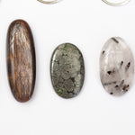 Afbeelding in Gallery-weergave laden, Choose Your Stone : Onda Pendant   (made to order)
