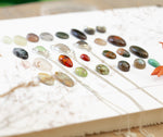 Cargar imagen en el visor de la galería, Choose Your Stone : Onda Pendant   (made to order)
