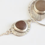 Afbeelding in Gallery-weergave laden, OOAK intuition necklace with 3 pebbles (ready-to-ship)
