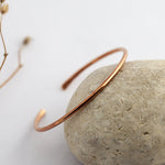 Afbeelding in Gallery-weergave laden, Thin Copper Bracelet
