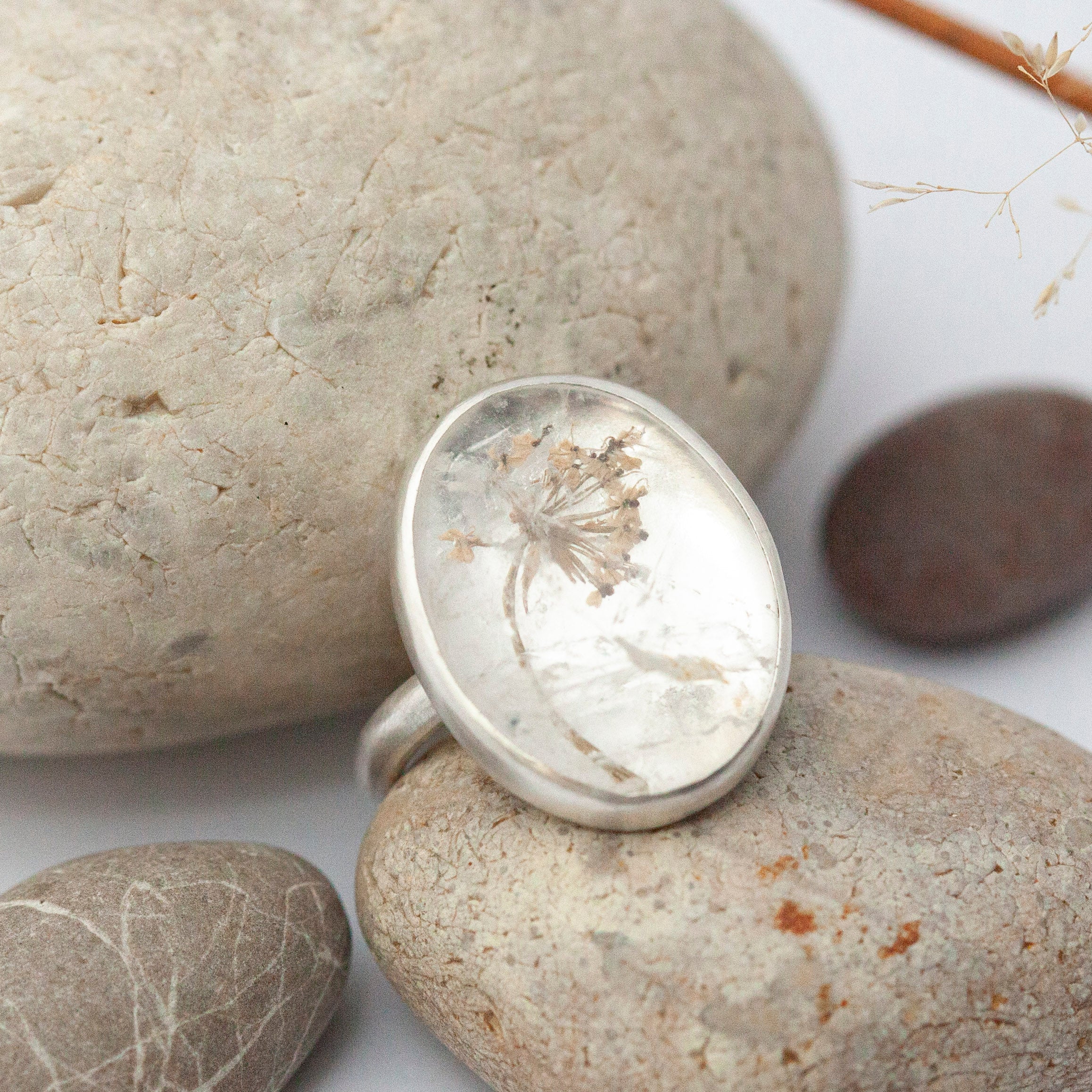 OOAK ring with captured plant #1 • quartz ~ size 58,25   (ready to ship)