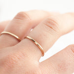 Lade das Bild in den Galerie-Viewer, OOAK Simple square ring (with a twist!) in solid 14k • size 58,75 (ready to ship)
