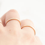 Afbeelding in Gallery-weergave laden, OOAK Simple square ring in solid 14k • size 54,25 (ready to ship)
