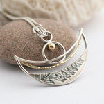 Afbeelding in Gallery-weergave laden, OOAK • Vegetal Moon pendant #9 • silver &amp; 18k yellow gold (ready-to-ship)
