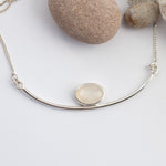 Afbeelding in Gallery-weergave laden, Oona necklace with white moonstone   (ready to ship)

