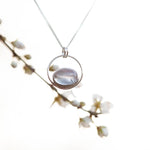 Charger l&#39;image dans la galerie, OOAK pendant with captured plant #2 • rose quartz   (ready to ship)
