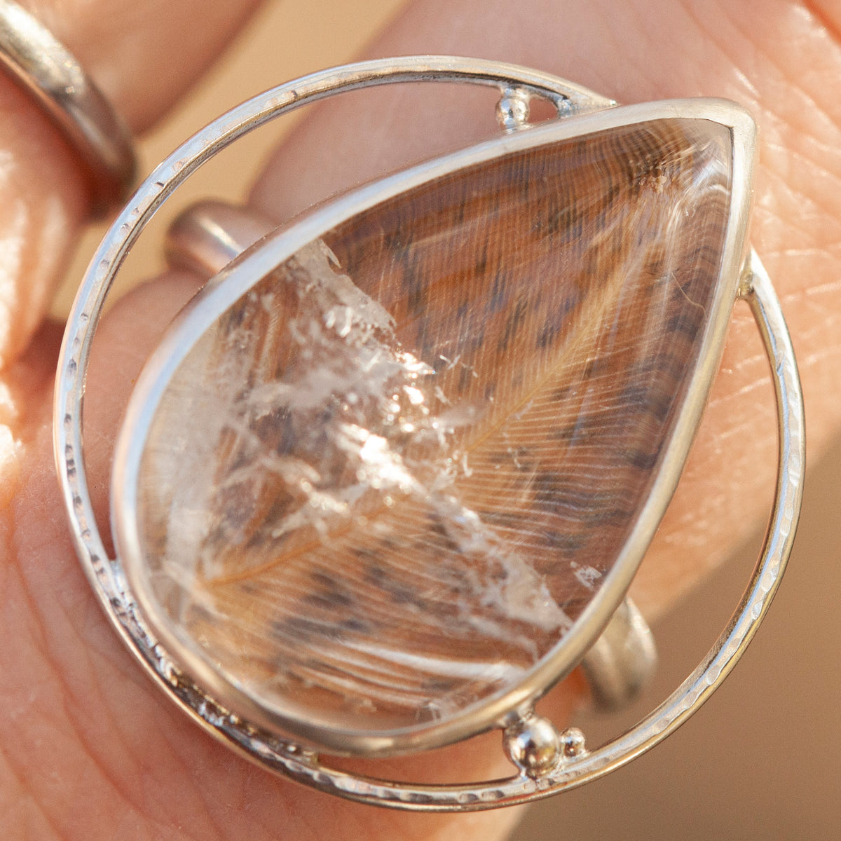 Anillo pieza única con planta capturada #3 • cuarzo transparente ~ talla 59   (listo para enviar)